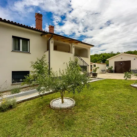 Сasa de vacaciones Casa Ina Wit Private Pool Kršan