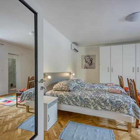 Сasa de vacaciones Casa Ina Wit Private Pool Kršan